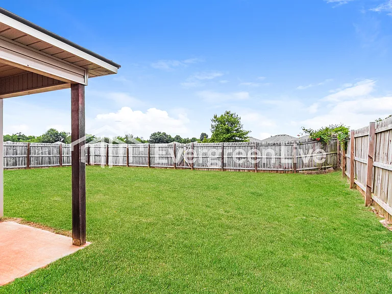 105 Cambridge Park Dr — Photo 13