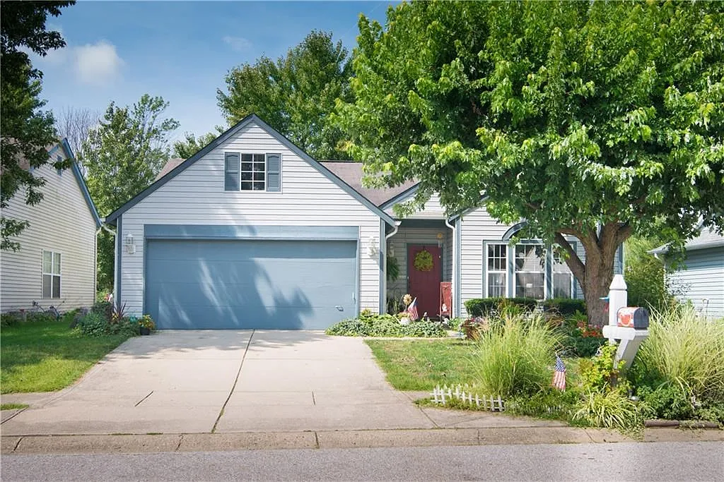 8108 Snug Harbor Dr photo 1