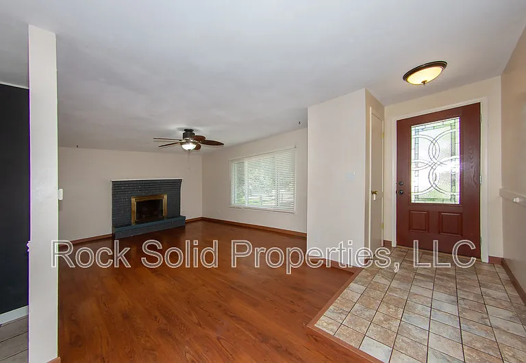 7231 Bomar Dr — Photo 7