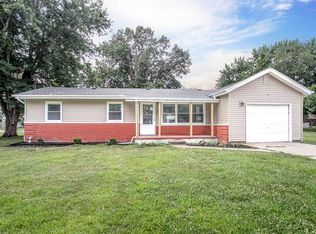 217 Edwin St, Brighton, IL 62012