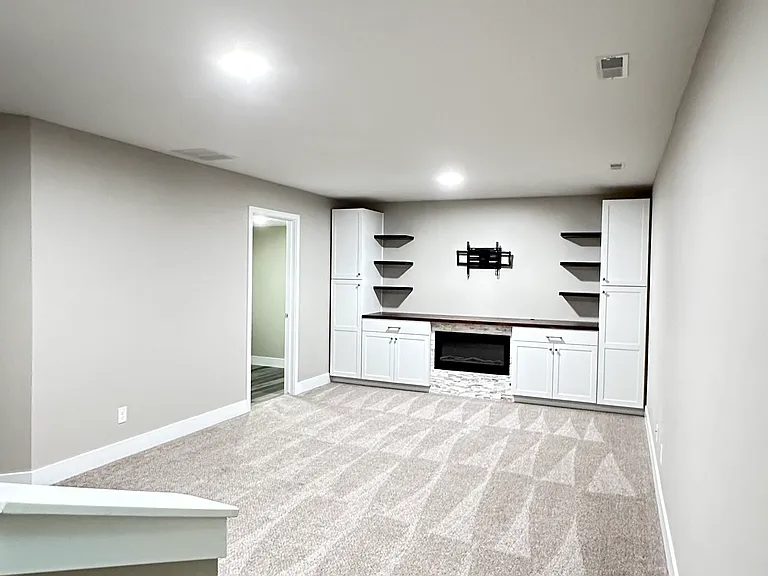 2830 Blackwood — Photo 24