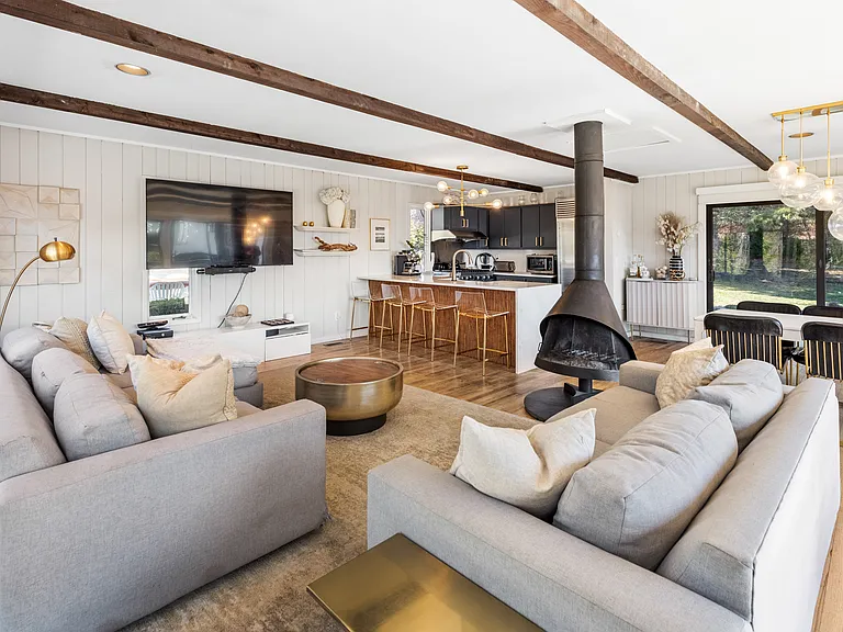 303 Montauk Hwy — Photo 7