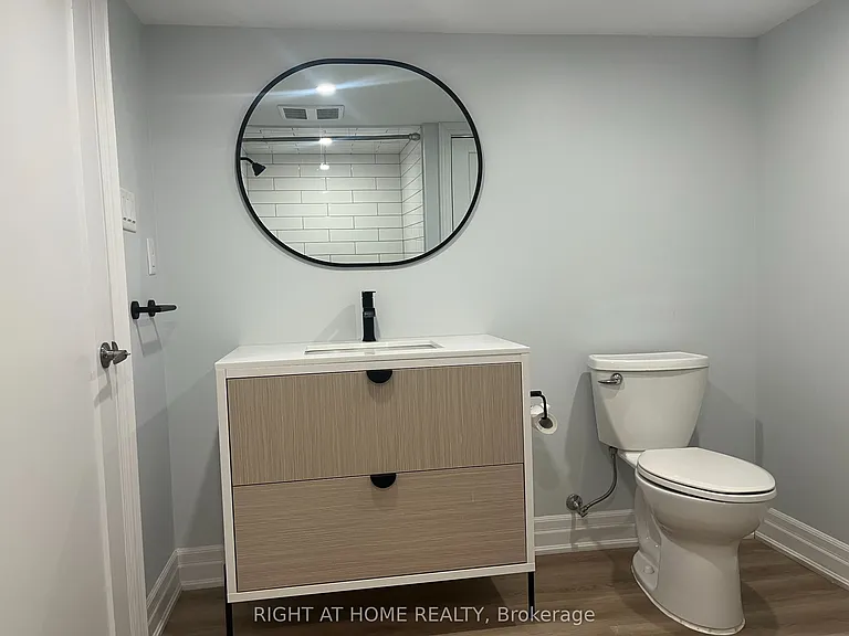 4203 Wheelwright Cres — Photo 12