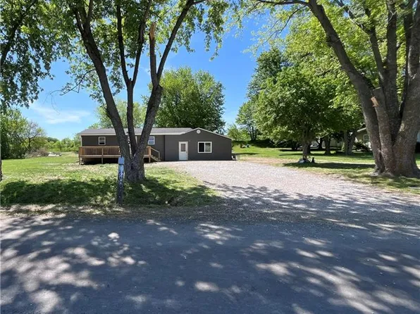 12190 45th Rd SE, Agency, MO 64401