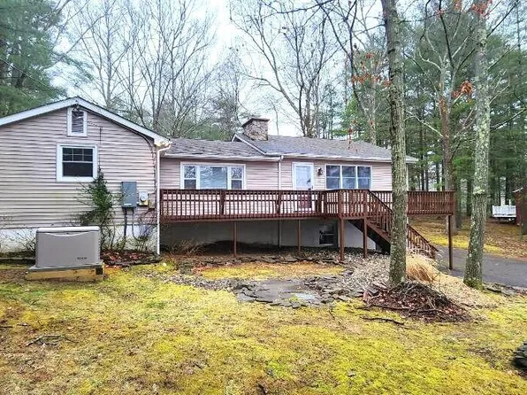 118 Terrace Rd, Tafton, PA 18464