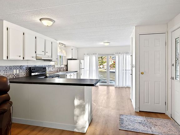 5th image of 1175 Rose Hill Rd #101