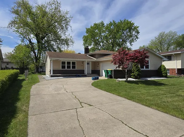 1804 Holly Ln, Munster, IN 46321
