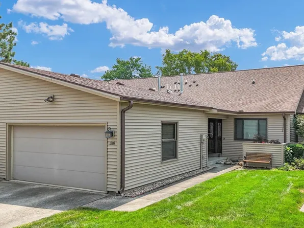 1203 Lancaster Dr, Champaign, IL 61821