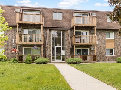 19380 Wolf Rd APT 12, Mokena, IL, 60448