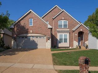4679 Ashley Ct, Saint Louis, MO 63128