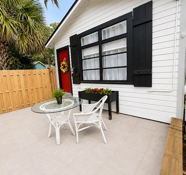509 Live Oak St #1 — Photo 7