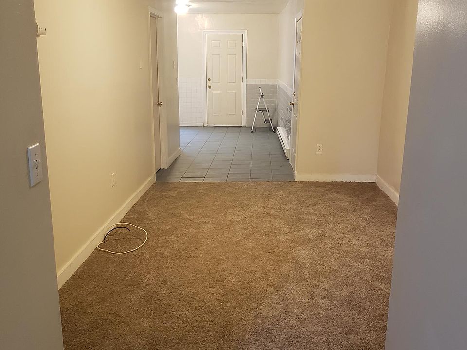 2nd image of 3218 Keokuk St