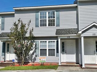 119 Tillett Ln, Sneads Ferry, NC 28460