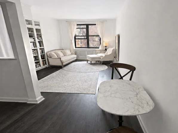 220 East 87th Street image 1 of 19