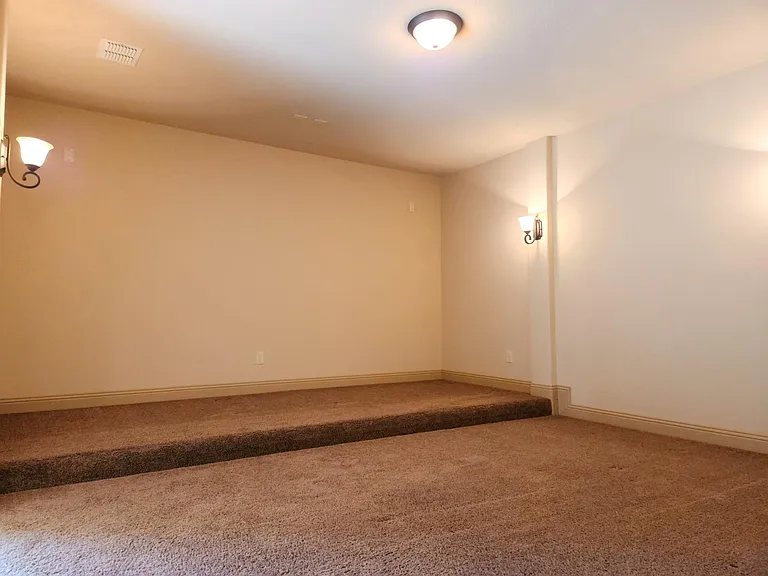 1016 Taylor Dr — Photo 26