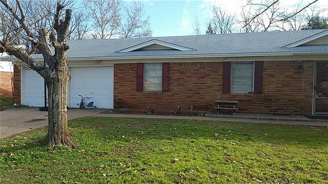 2nd image of 1817 Delwood Dr