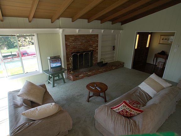 4th image of 2919 Mesa Dr