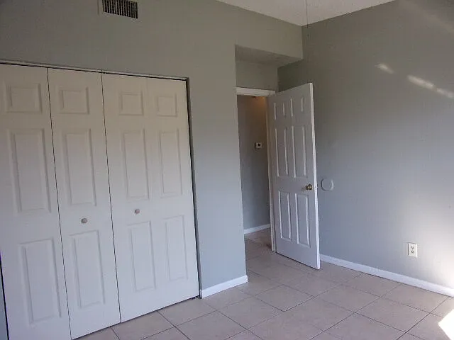 3025 Saint Paul Dr — Photo 8