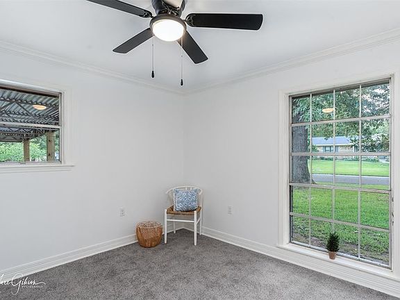 5th image of 9405 Kroetz Dr