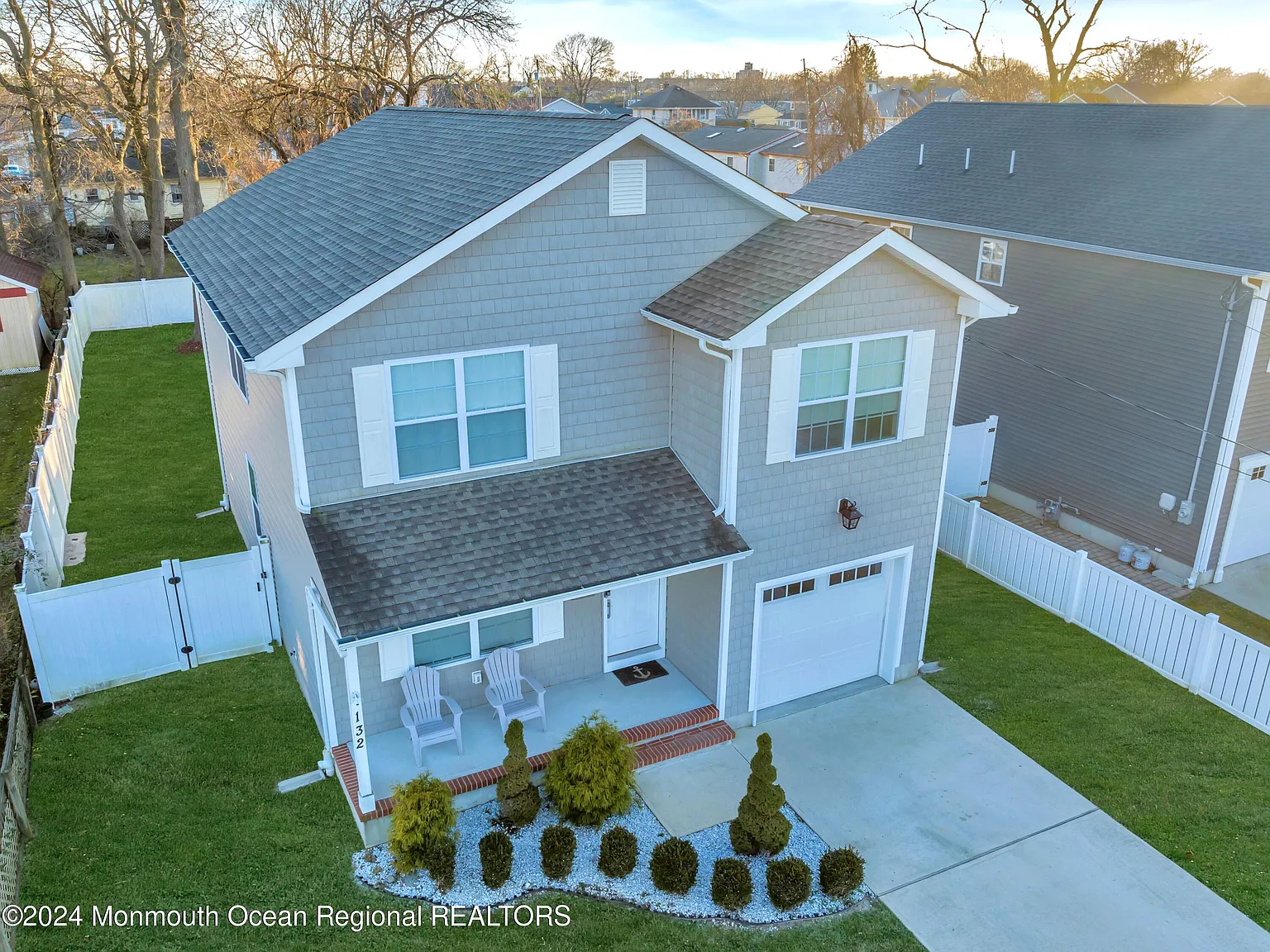 4 bed, 2.5 bath, 1828 sqft, $3,900 — Photo 3
