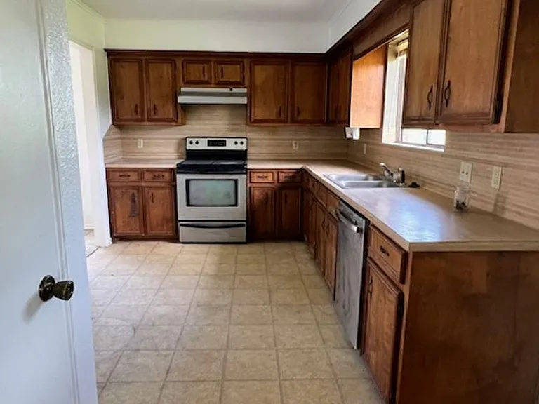 1011 Shellfish Dr — Photo 10