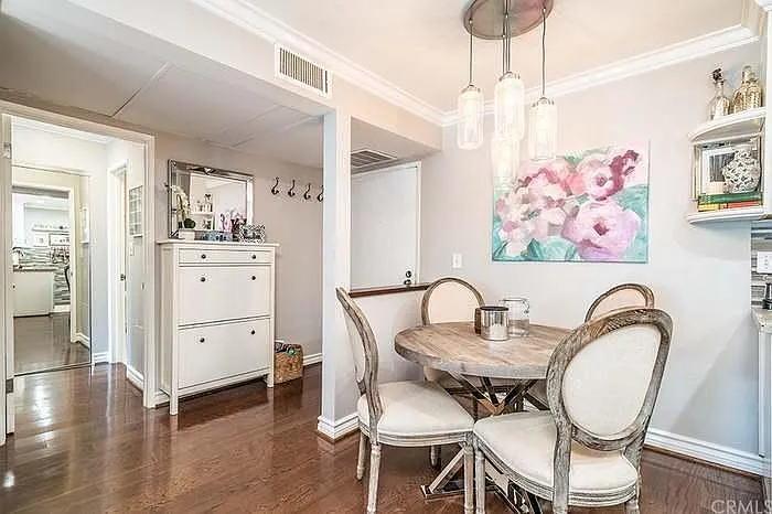 355 S Madison Ave #225 — Photo 4