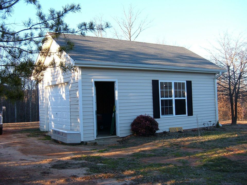 Shop with garage door