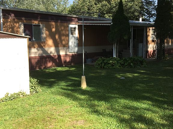 4th image of 92 Lyndon Cir