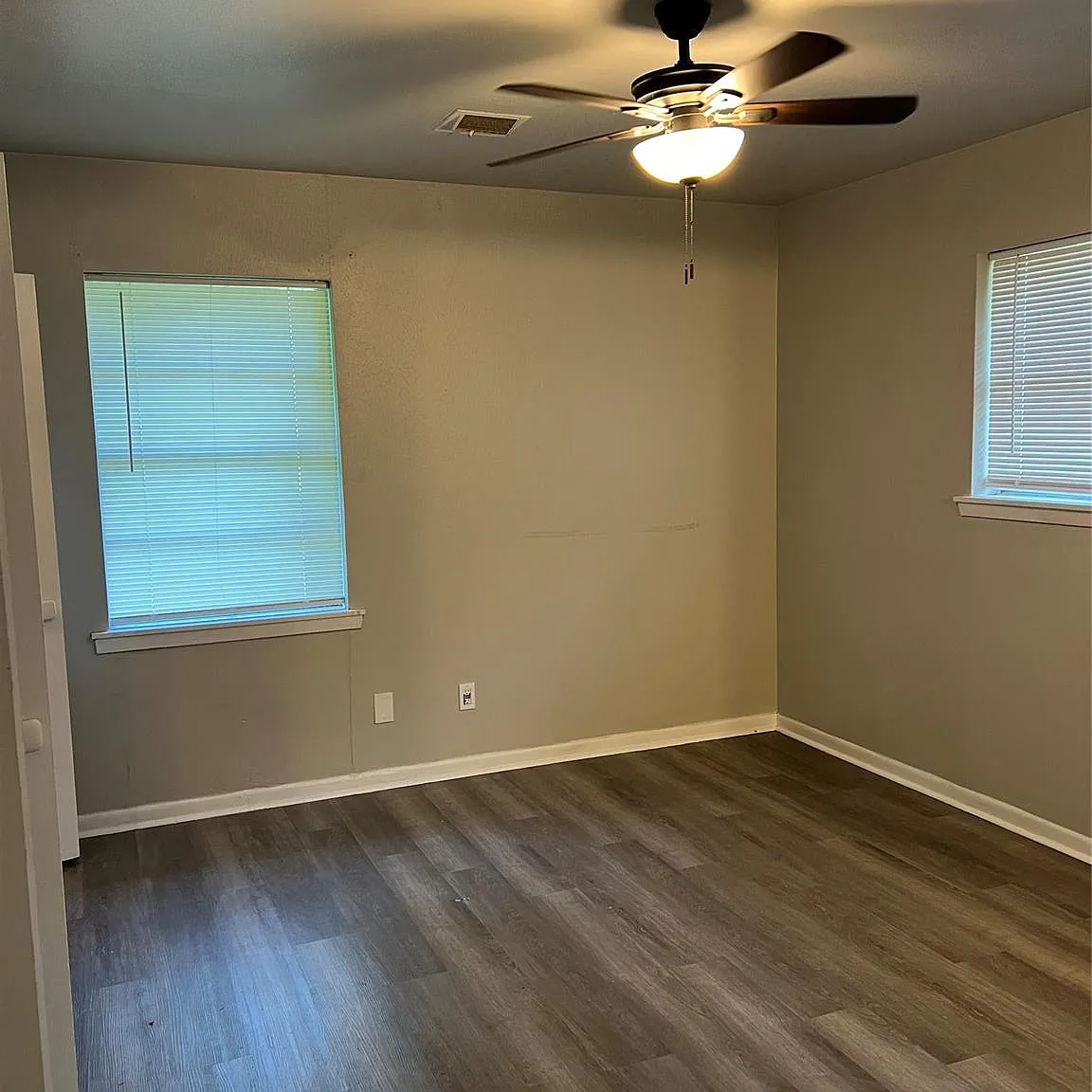 3 bed, 2.0 bath, 1520 sqft, $1,850 — Photo 4