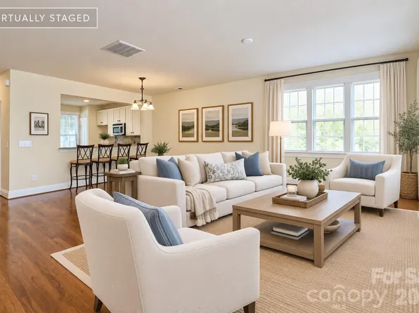1023 White Point Dr, Huntersville, NC 28078
