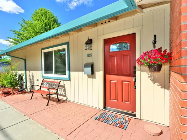 1626 Sierra Gardens Dr, Roseville, CA 95661