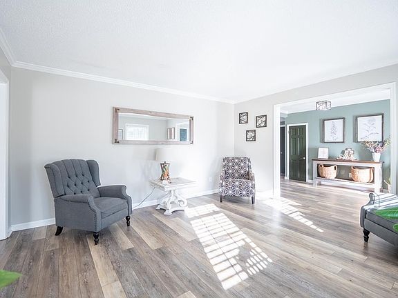 5th image of 2608 N Sherwood Dr