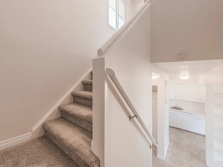 10211 Princess Elizabeth Ave NW — Photo 22