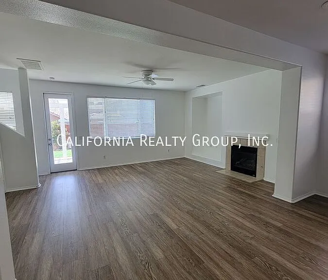 1281 Lavender Ln — Photo 10