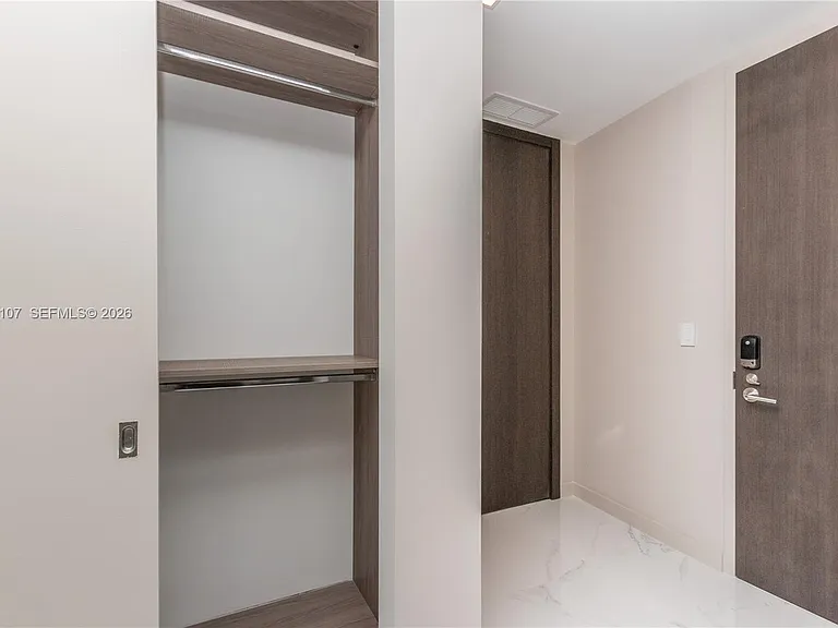 851 NE 1st Ave #Penthouse 4611-4611 — Photo 59