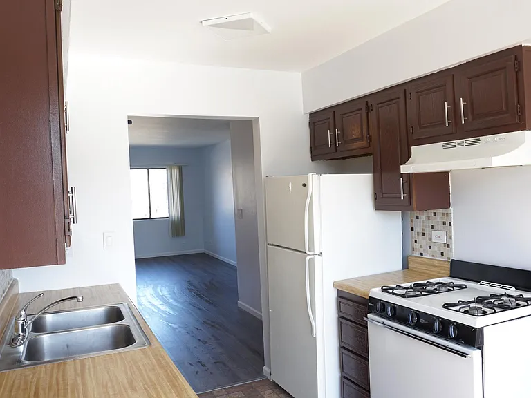 327 E Rimini Ct #2 — Photo 6