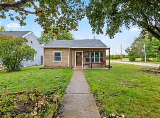 1375 Vanderbraak St, Green Bay, WI 54302