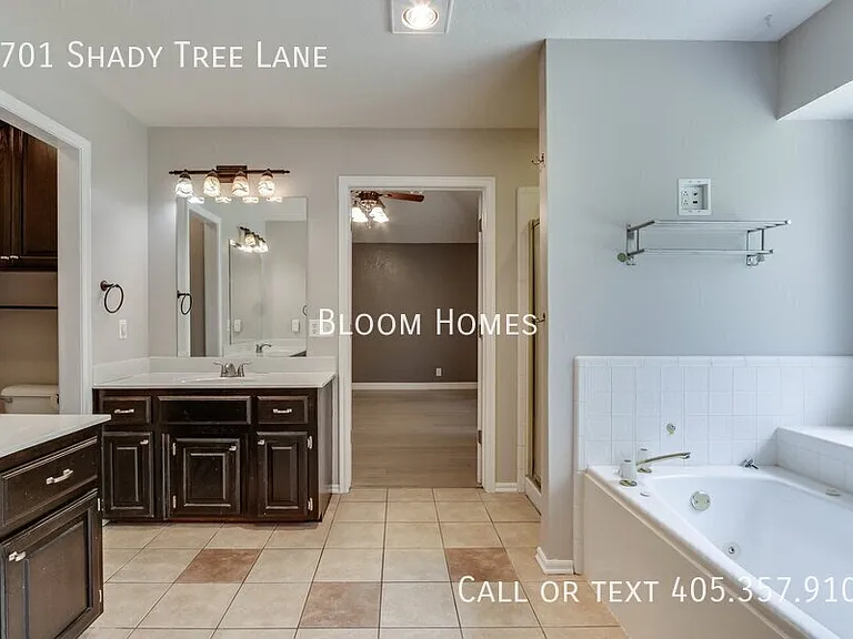 2701 Shady Tree Ln — Photo 26