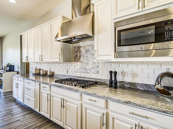 5th image of 13462 N Silver Cassia Pl