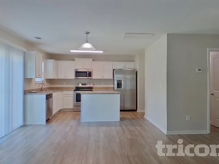 2641 Cider Ridge Rd — Photo 6
