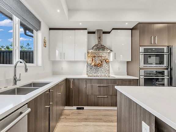 4th image of 15177 60th Ave #37