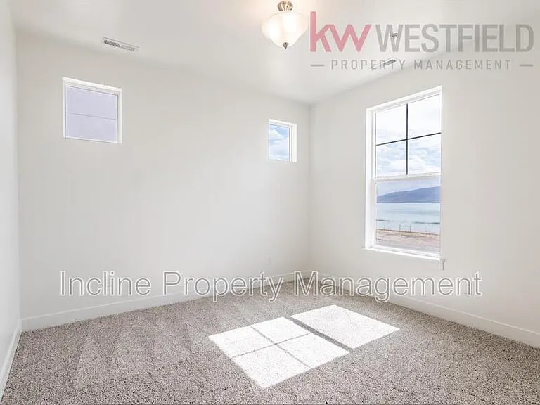 752 N 260 W — Photo 10