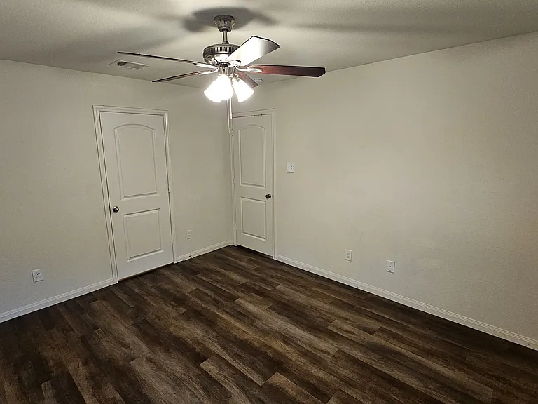 24053 Wilde Dr — Photo 16