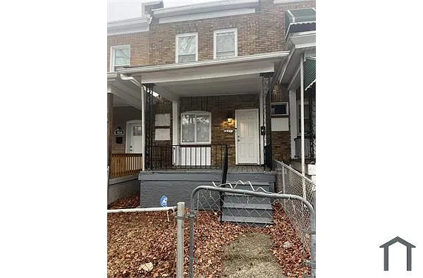 3004 W Lanvale St photo 1