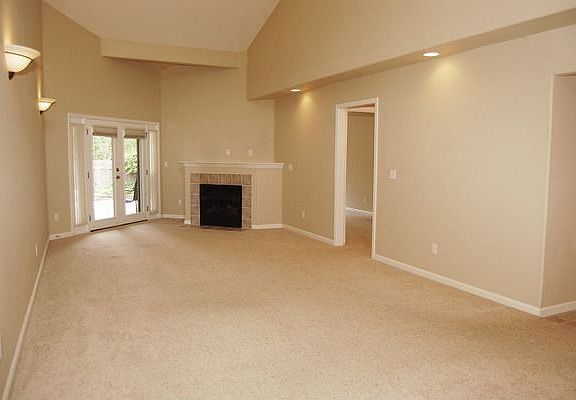 Great Room w/Gas Fireplace