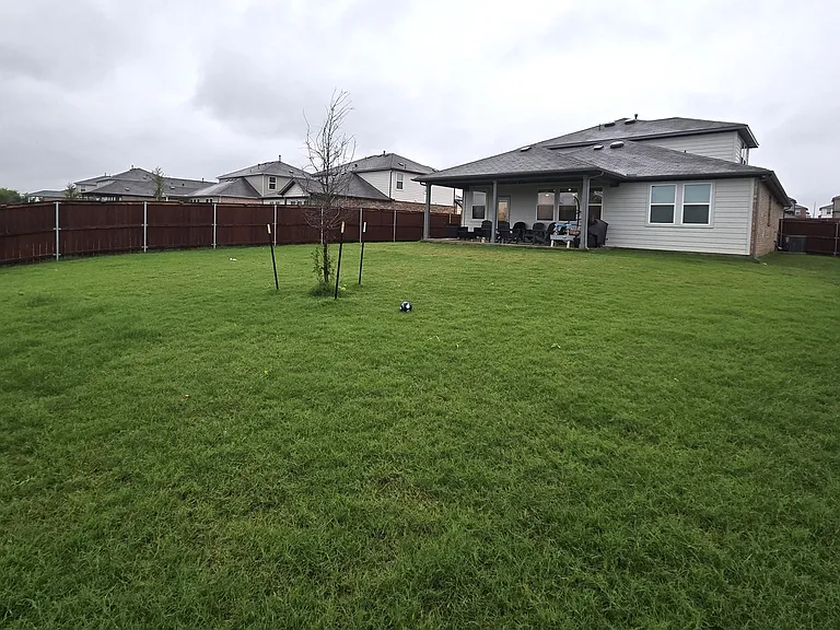 1916 Bradham Way — Photo 33