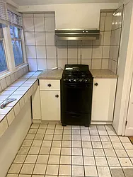 Rented by Alexander Bilu, LREB