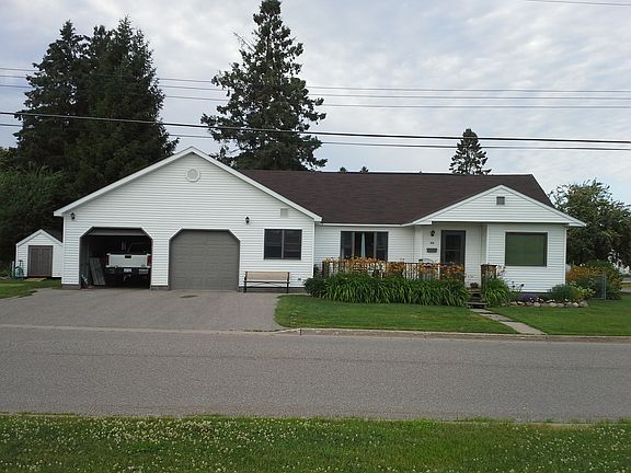 2nd image of 129 E 10th Ave