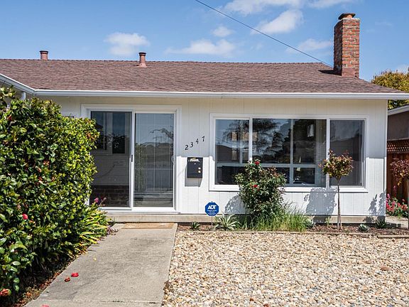 3rd image of 2347 Bennington Ln