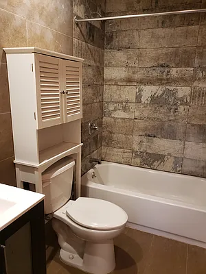 Rented by The Hamilton Group | media 14